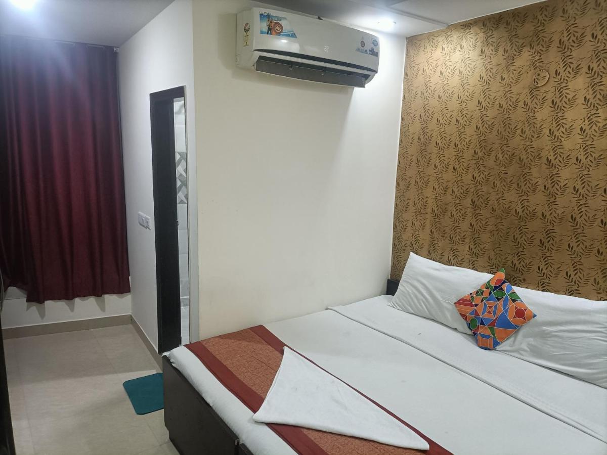 Hotel Asian Plaza Delhi Airport Yeni Delhi Dış mekan fotoğraf