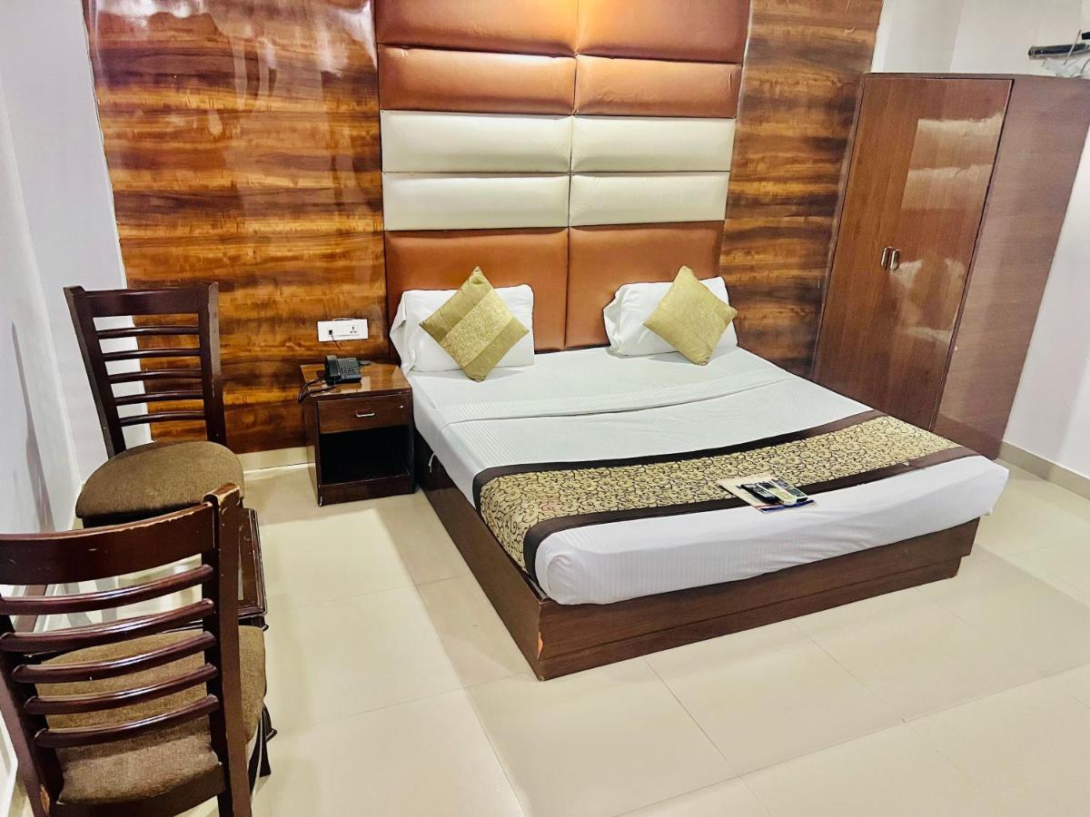 Hotel Asian Plaza Delhi Airport Yeni Delhi Dış mekan fotoğraf