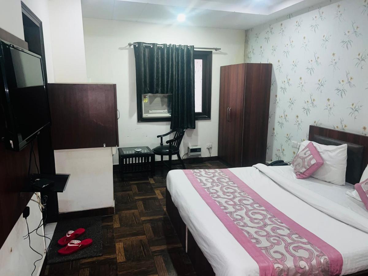 Hotel Asian Plaza Delhi Airport Yeni Delhi Dış mekan fotoğraf