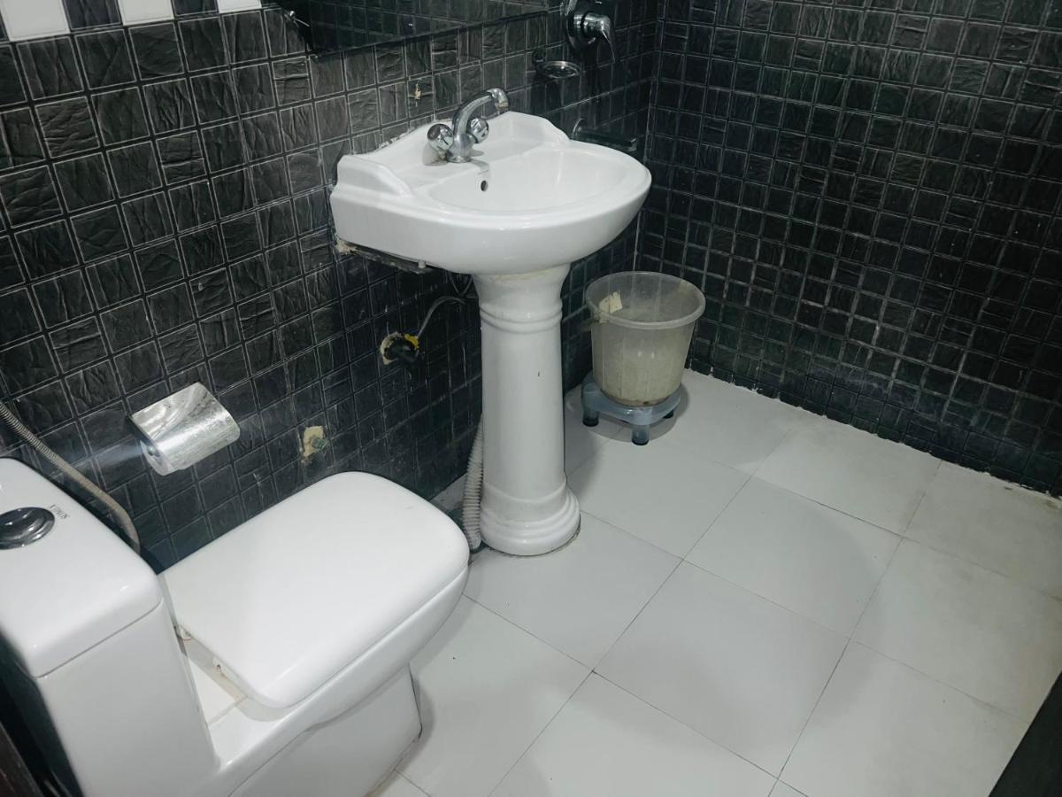 Hotel Asian Plaza Delhi Airport Yeni Delhi Dış mekan fotoğraf